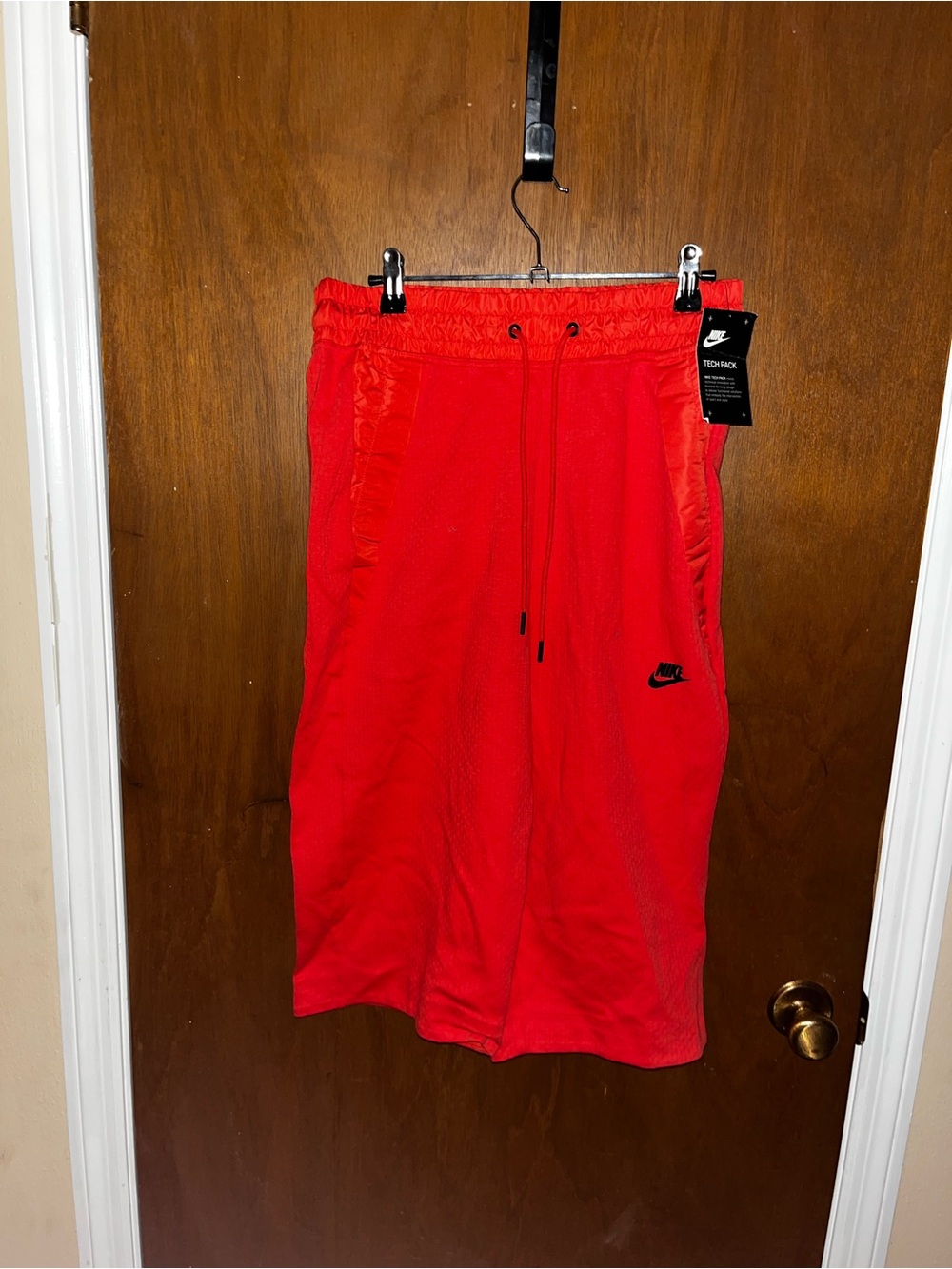NEW Women's NIKE TECH PACK Active Capri Yoga Sports Casual Pants 832648 602
